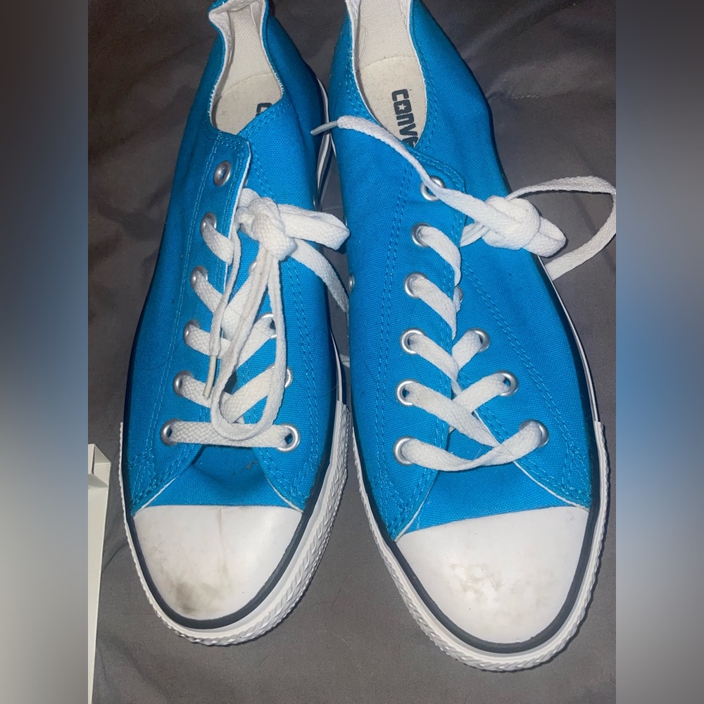 Converse all stars size 10 women’s
